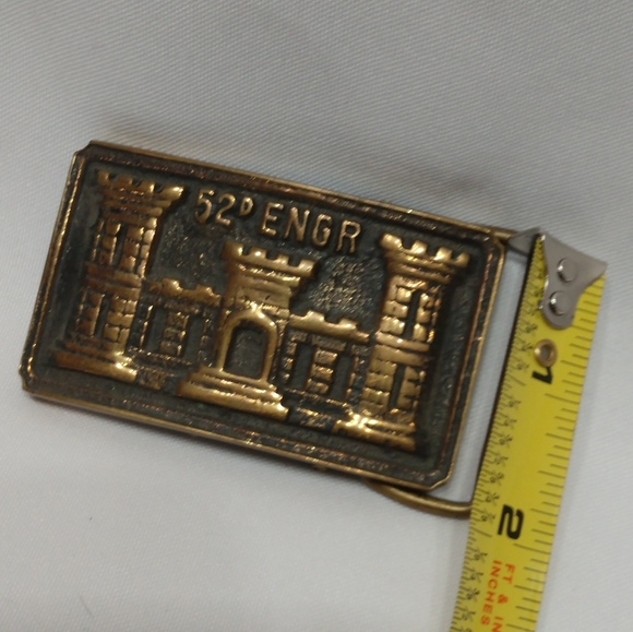 Vintage Army Belt Buckle 52D ENGR 52ND Engineer Battalion BEB Corps Rare - Picture 4 of 7